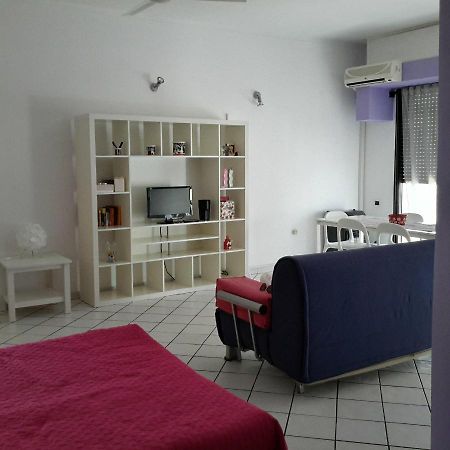 Appartamento A กัลลีโปลี ภายนอก รูปภาพ